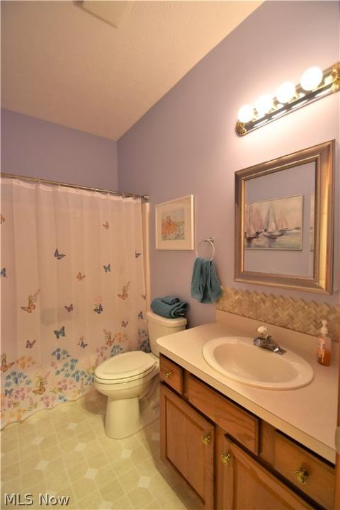129 Gleneagle Dr, Elyria, OH 44035 photo 25