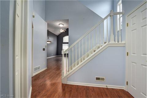 5235 Rolling Meadow Dr #E-2, Parma, OH 44134 photo 7