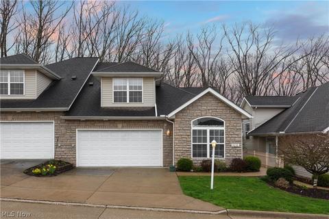 5235 Rolling Meadow Dr #E-2, Parma, OH 44134 photo 1