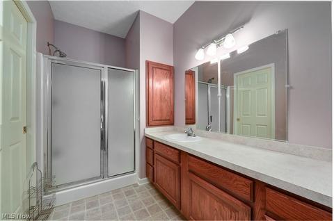 5235 Rolling Meadow Dr #E-2, Parma, OH 44134 photo 26