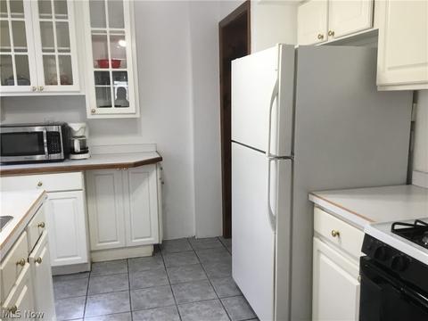 701 E 260 Th St, Euclid, OH 44132 photo 3