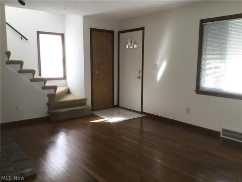 701 E 260 Th St, Euclid, OH 44132 photo 7