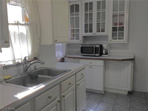 701 E 260 Th St, Euclid, OH 44132 photo 4