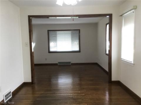 701 E 260 Th St, Euclid, OH 44132 photo 12