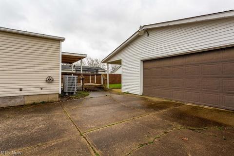 453 Stable Dr, Lagrange, OH 44050 photo 27