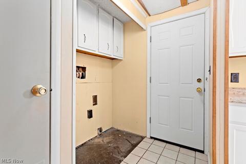 453 Stable Dr, Lagrange, OH 44050 photo 13