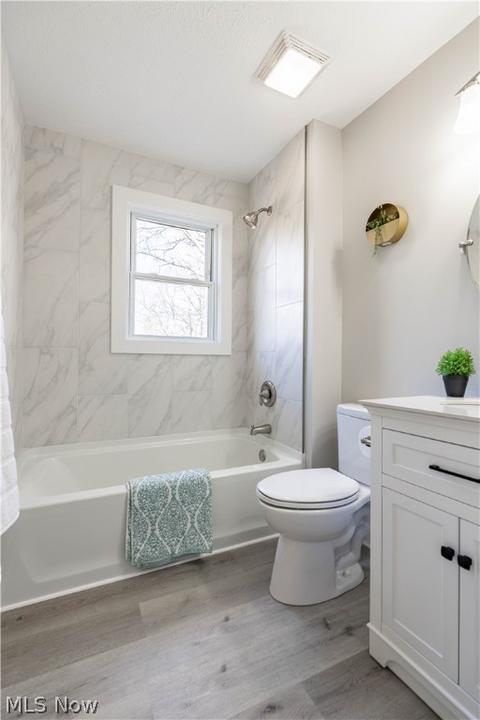 5590 Dailey Rd, New Franklin, OH 44319 photo 17