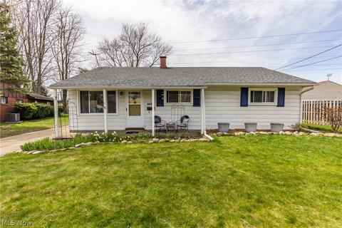 357 Chestnut Dr, Berea, OH 44017 photo 1