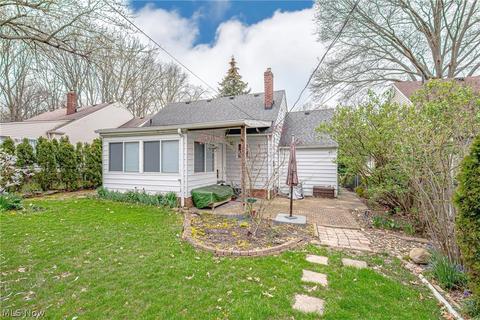 1725 E 240 St, Euclid, OH 44117 photo 27
