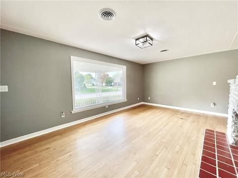 2502 E 35th St, Lorain, OH 44055 photo 15