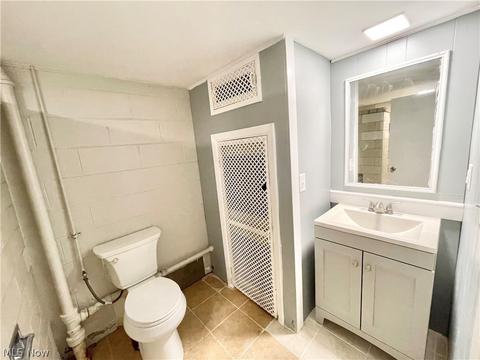 2502 E 35th St, Lorain, OH 44055 photo 34