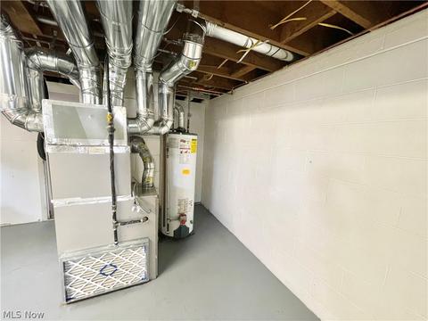 2502 E 35th St, Lorain, OH 44055 photo 32
