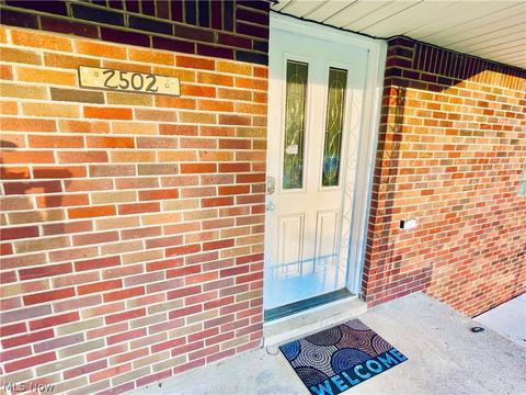 2502 E 35th St, Lorain, OH 44055 photo 5