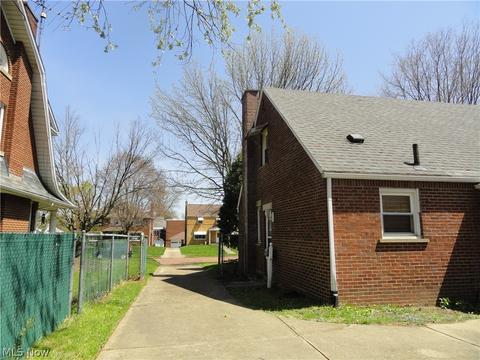 173 Poplar Ave NW, Canton, OH 44708 photo 17