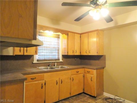 173 Poplar Ave NW, Canton, OH 44708 photo 13