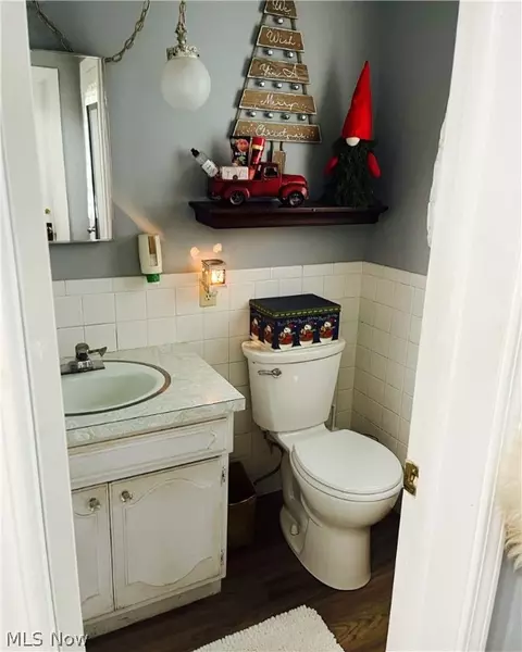 966 Gulf Rd, Elyria, OH 44035 photo 8