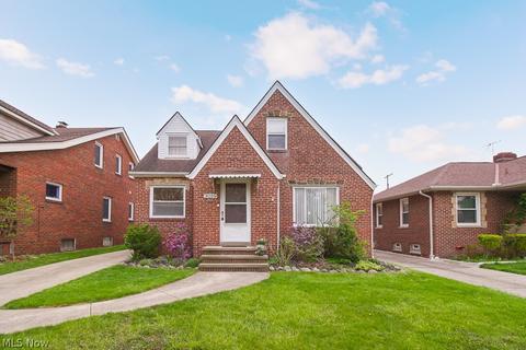 3019 Brookview Blvd, Parma, OH 44134 photo 1