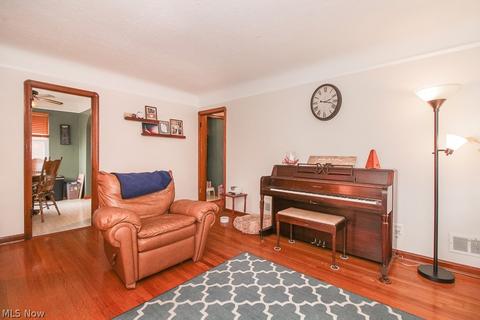 3019 Brookview Blvd, Parma, OH 44134 photo 5