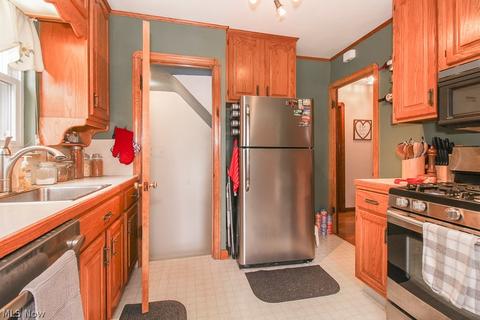 3019 Brookview Blvd, Parma, OH 44134 photo 11