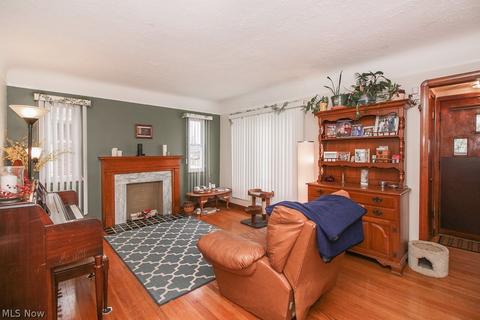 3019 Brookview Blvd, Parma, OH 44134 photo 3