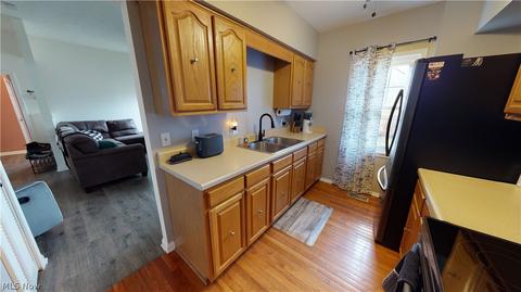 5585 Walnut St, Mentor On The Lake, OH 44060 photo 10