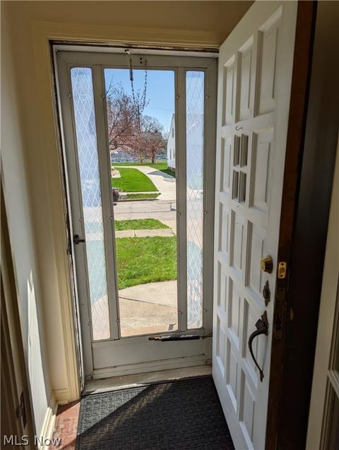 804 E 232 St, Euclid, OH 44123 photo 7