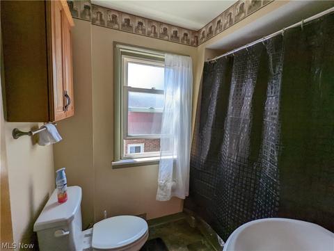 804 E 232 St, Euclid, OH 44123 photo 16