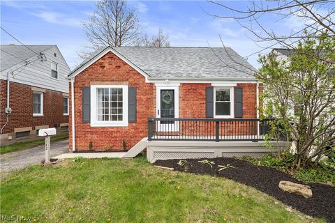542 Cambridge Ave, Elyria, OH 44035 photo 2