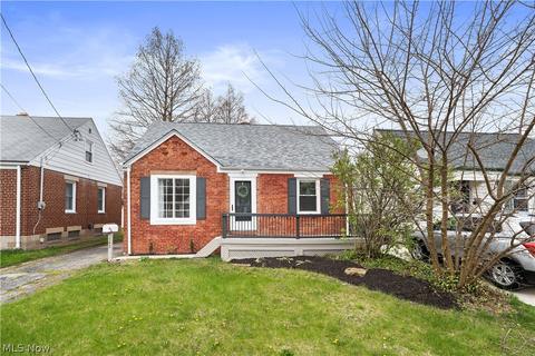 542 Cambridge Ave, Elyria, OH 44035 photo 3