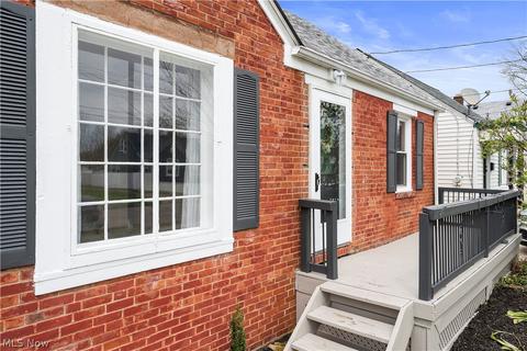 542 Cambridge Ave, Elyria, OH 44035 photo 5