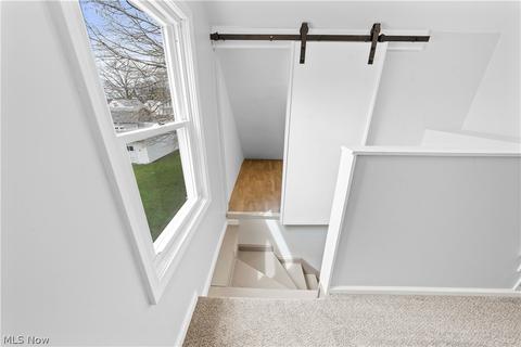542 Cambridge Ave, Elyria, OH 44035 photo 17