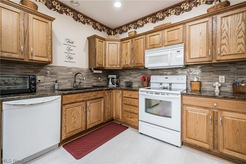 7008 Knight Ave NW, Canton, OH 44708 photo 13