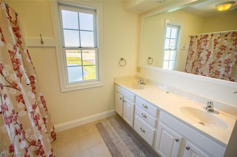 8193 White Rd, Burbank, OH 44214 photo 19