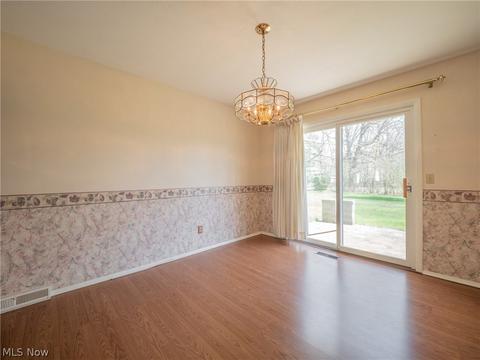 156 Whitman Blvd, Elyria, OH 44035 photo 8