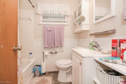606 Concord Ave, Elyria, OH 44035 photo 22