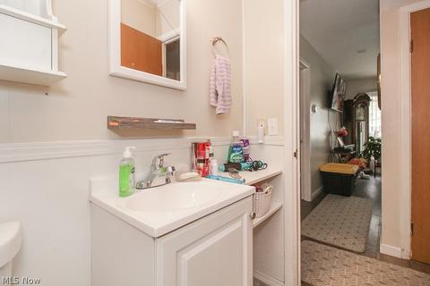606 Concord Ave, Elyria, OH 44035 photo 23