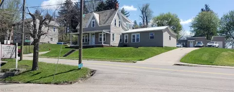 611 Bond Ave, Barnesville, OH 43713 photo 1