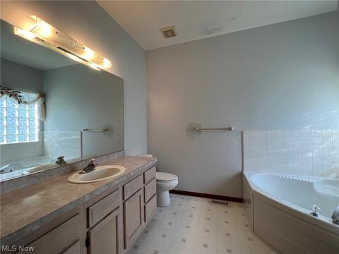 114 Middle Post Pt, Chardon, OH 44024 photo 14