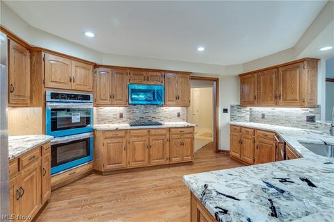 4499 Westview Dr, Copley, OH 44321 photo 6
