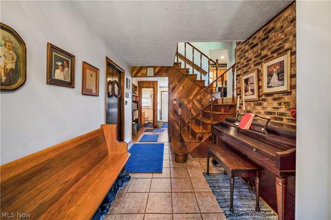 1391 Harold Rd, Ashtabula, OH 44004 photo 9