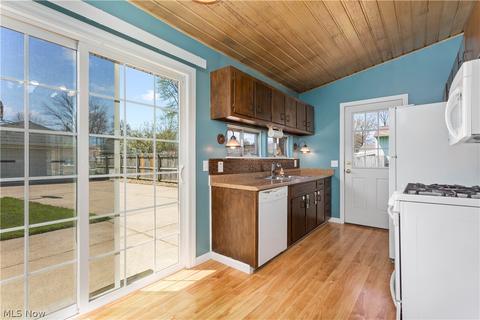 945 Wilder Ave, Elyria, OH 44035 photo 7