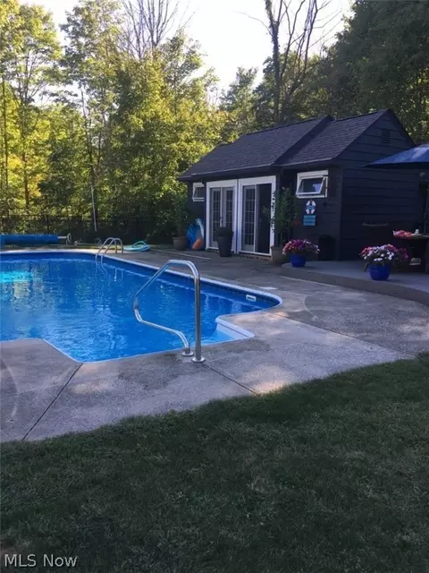 2990 Millgate Dr, Willoughby Hills, OH 44094 photo 35