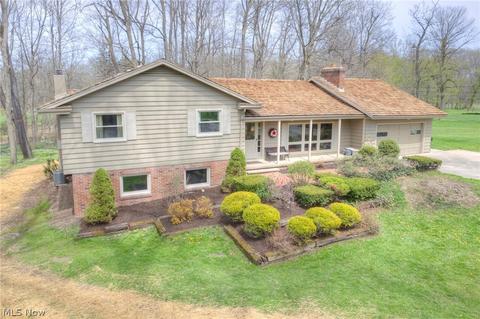 2012 Grafton Rd, Elyria, OH 44035 photo 2