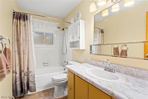 6980 Jay Dr, Elyria, OH 44035 photo 22