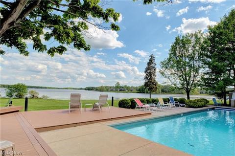 155 E Pine Lake Rd, North Lima, OH 44452 photo 22