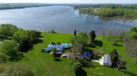 155 E Pine Lake Rd, North Lima, OH 44452 photo 4