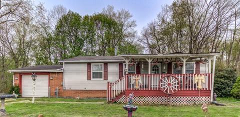 249 E Porter St, Malvern, OH 44644 photo 1