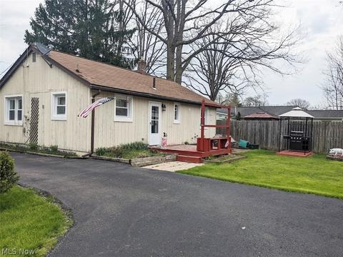 935 Lloyd Ave, Aurora, OH 44202 photo 2
