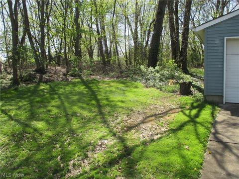 529 10th St, Struthers, OH 44471 photo 21