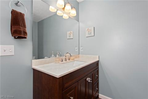 1601 Abbe Rd S, Elyria, OH 44035 photo 21